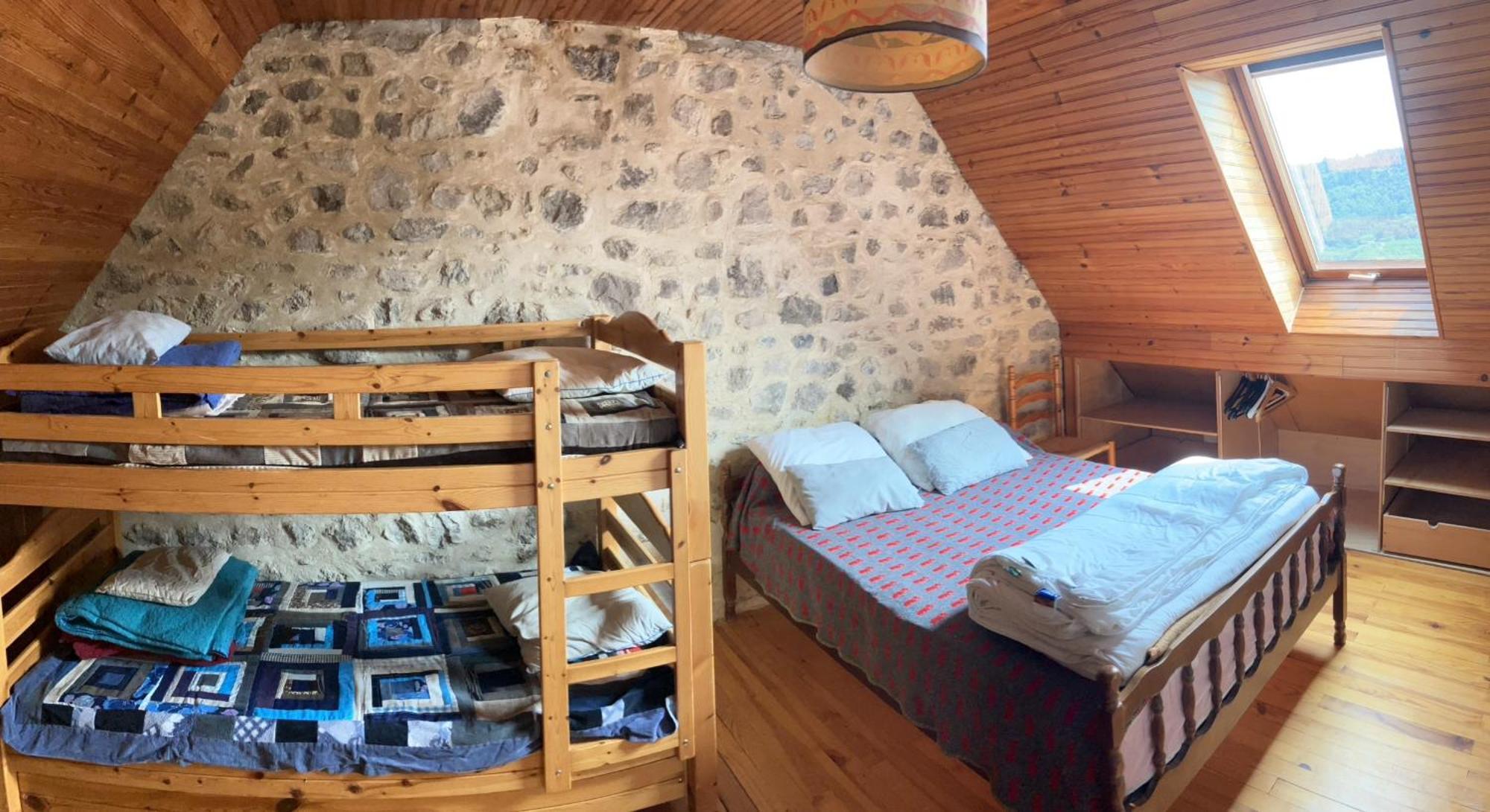 Maison De Varennes Chambon-sur-Lac Zimmer foto